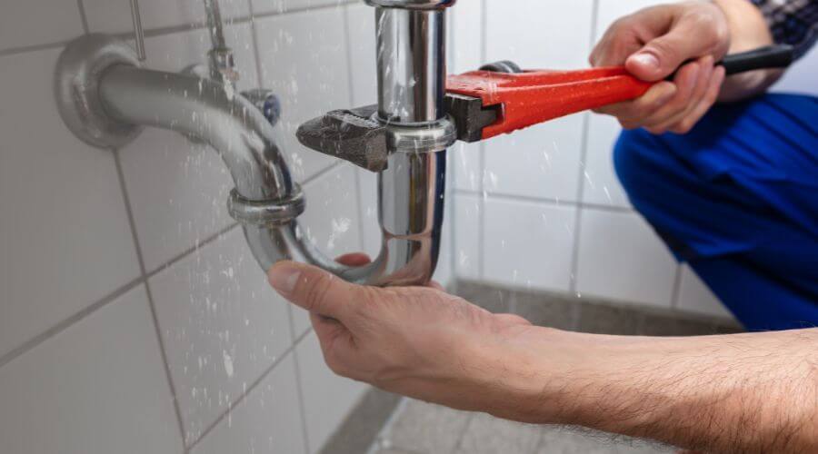 Local tankless water heater installation in Cowgill, MO